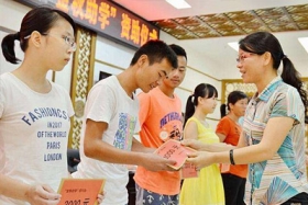 南疆貧困學子大學夢圓